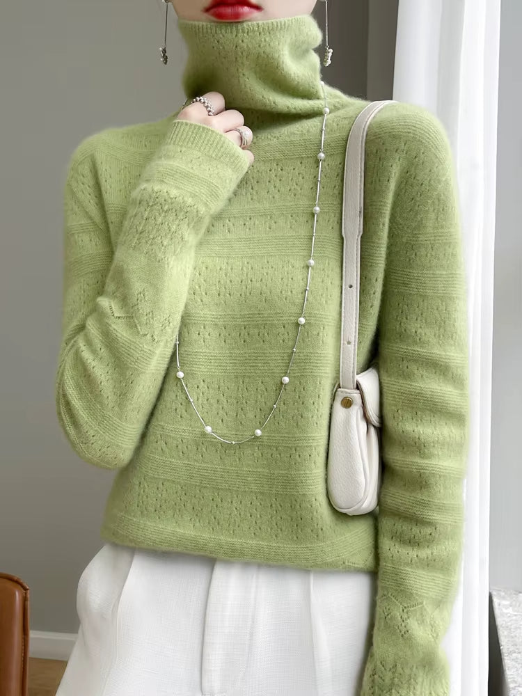 Stylish women's turtleneck pullover. Elegant and cozy, this soft sweater is perfect for versatile fall/winter wear.