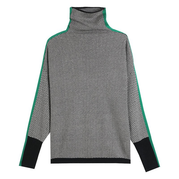 Versatile one-size women's turtleneck sweater. Elegant, cozy knitwear top for comfortable autumn & winter style.