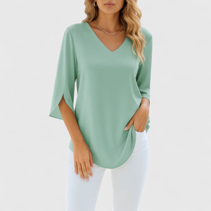Comfortable short sleeve V-neck blouse for women. Effortless sophisticated style for summer.