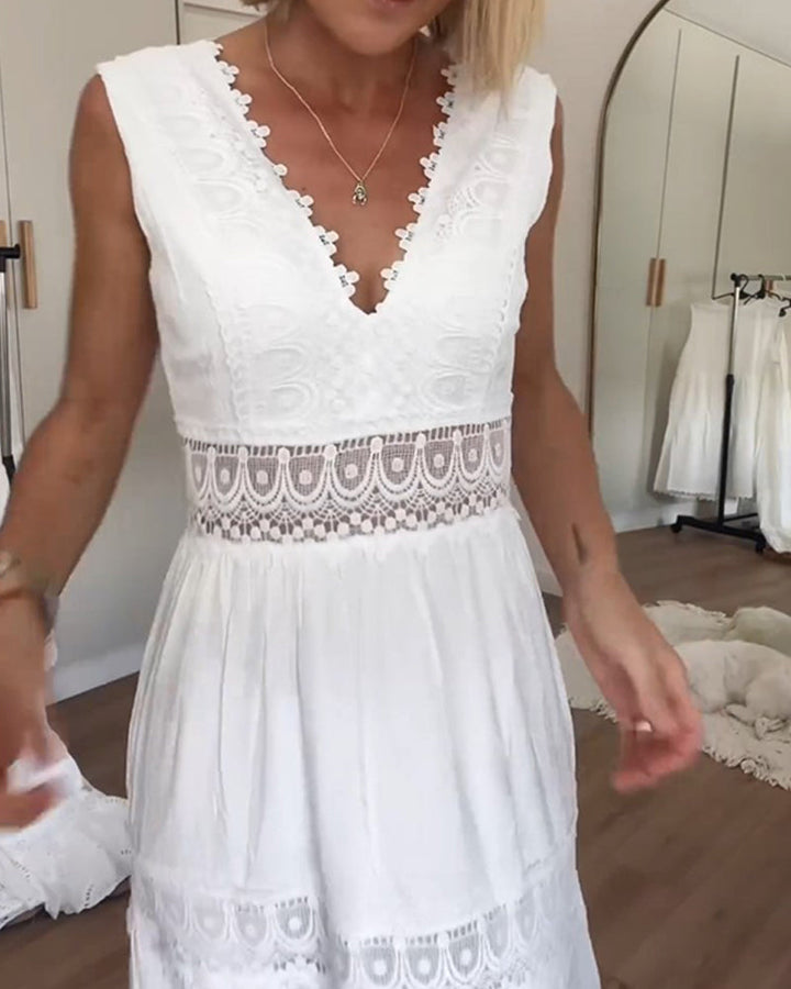 Sleeveless long V-neck maxi dress, offering effortless elegance for any occasion.