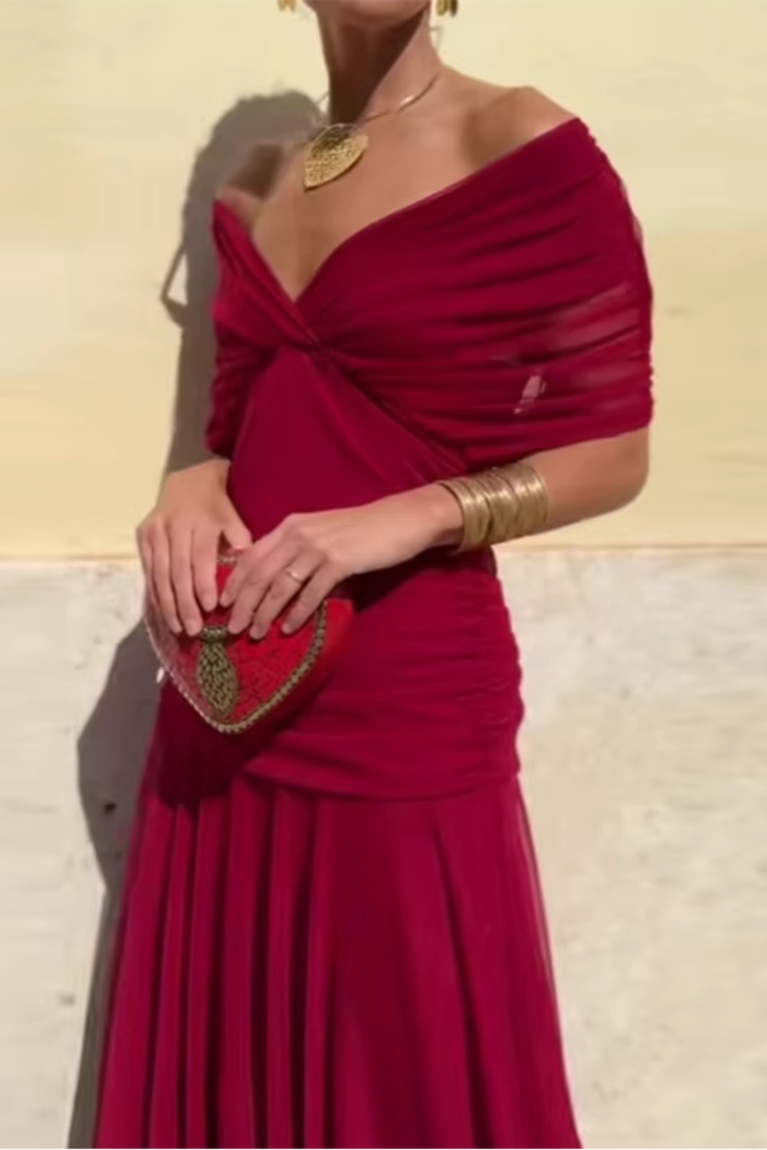 Versatile women's V-neck maxi dress with flutter sleeves, great for formal events, parties, or summer evenings.