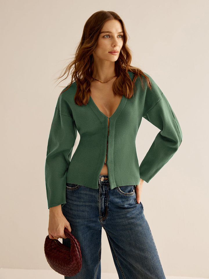 Timeless women's V-neck sweater, classic long sleeve & slim fit. Perfect for elegant professional style.