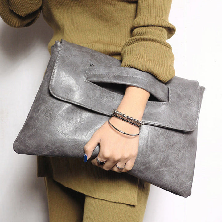 Stylish women's crossbody bag in premium vegan leather, an elegant and designer quality accessory.