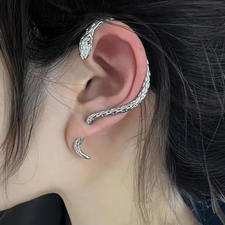Vintage-inspired clip-on earrings, elegant women's accessory. Comfortable and stylish for non-pierced ears.