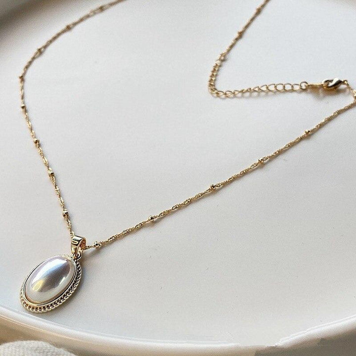 Stunning women's gold pearl necklace, vintage style. Elegant & timeless handcrafted gift for her.
