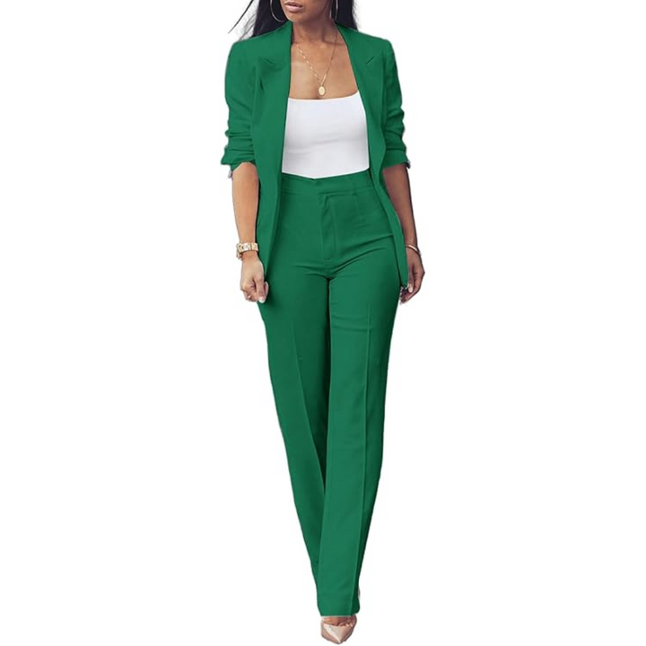 Women's Quina blazer set in a minimalist style, a versatile and elegant choice for various occasions