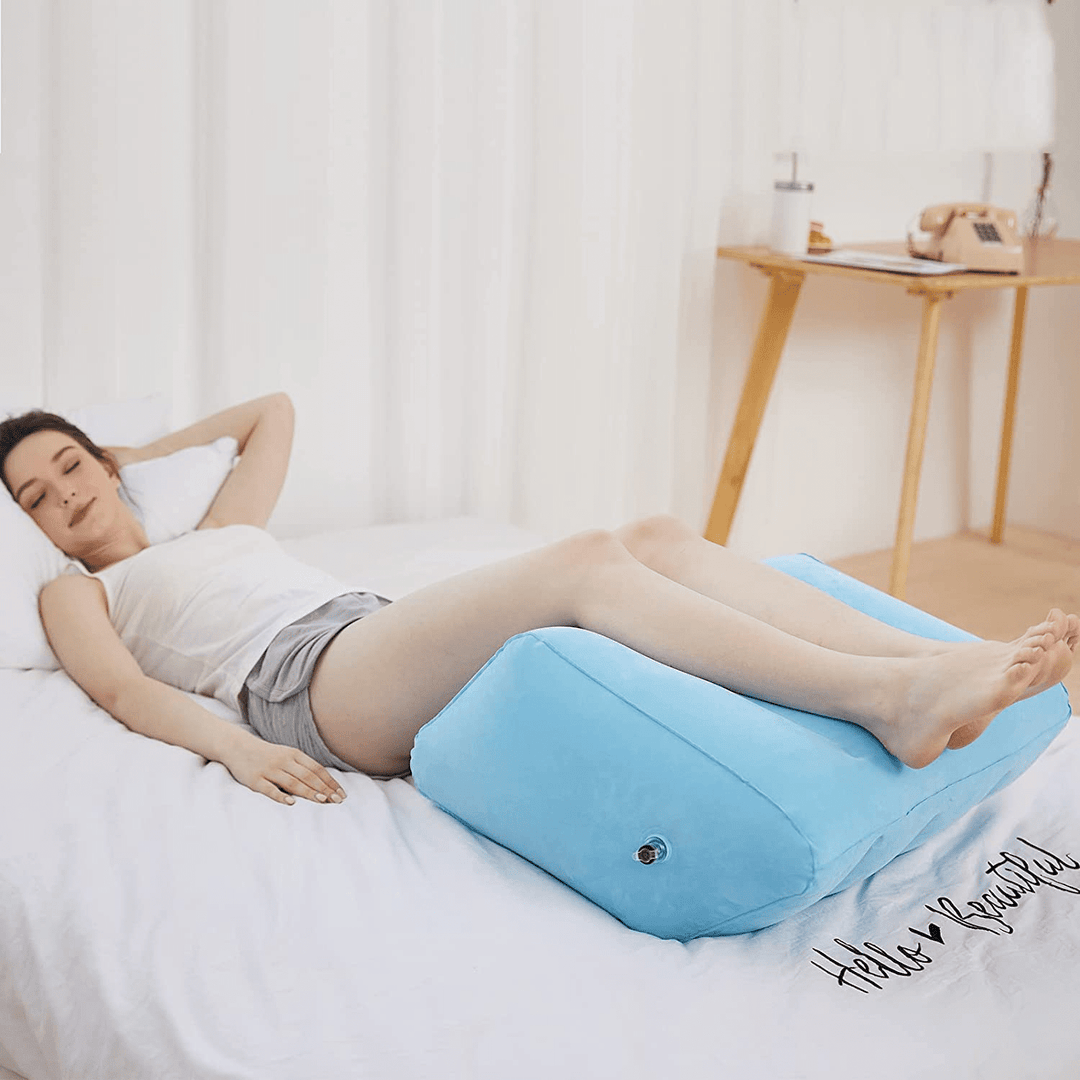 Hypoallergenic leg elevation cushion by ElevateRest, aiding circulation, reducing swelling & enhancing recovery.