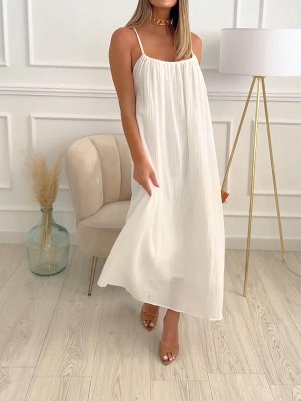 Stylish women's summer dress: a cotton-linen blend maxi with a flattering round neck and spacious A-line cut.