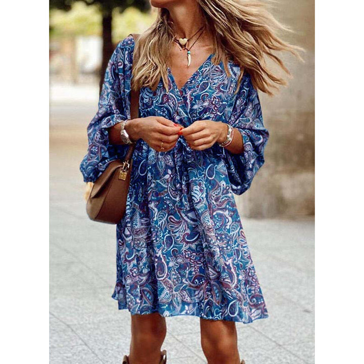 Elegant Elina summer midi dress for women, tailored and stylish, perfect for warmer weather