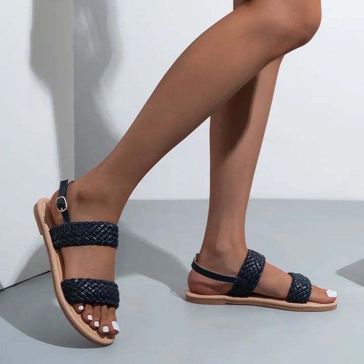 Elina women's flat summer sandals in vegan leather with non-slip sole, perfect for casual wear.