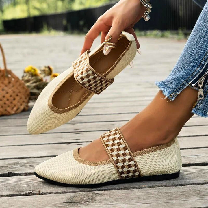 Supportive Elira women's flats, ideal for everyday wear. Comfortable orthopedic slip-on shoes for women.