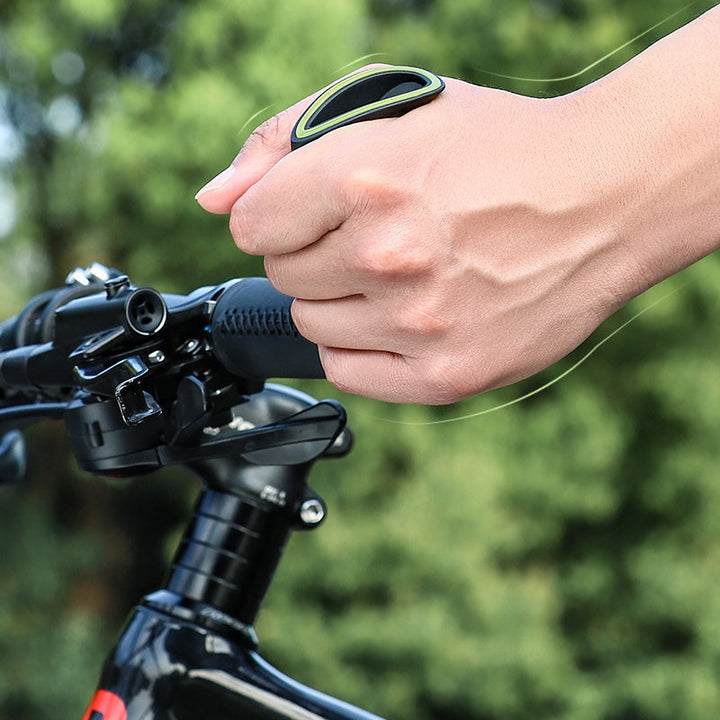 Ergonomic bicycle grips for enhanced comfort and control on road & mountain bikes.