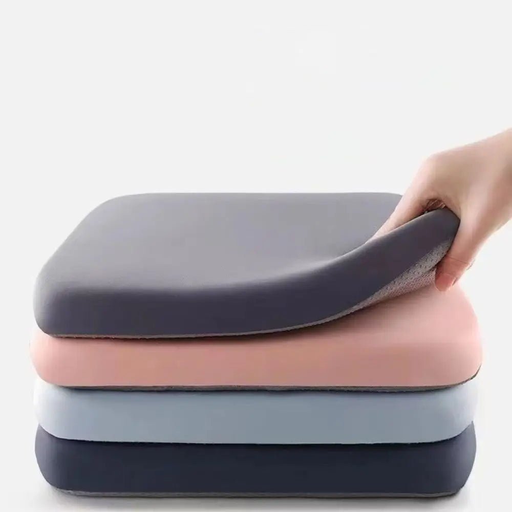 Easy-care washable ergonomic seat cushion, non-slip, for lasting comfort and support.
