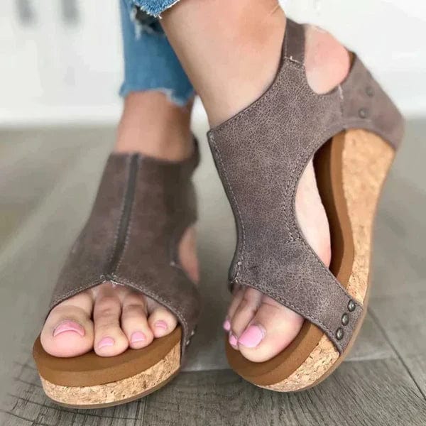 Fashionable orthopaedic wedge sandals for women, providing comfortable foot support for casual summer style.