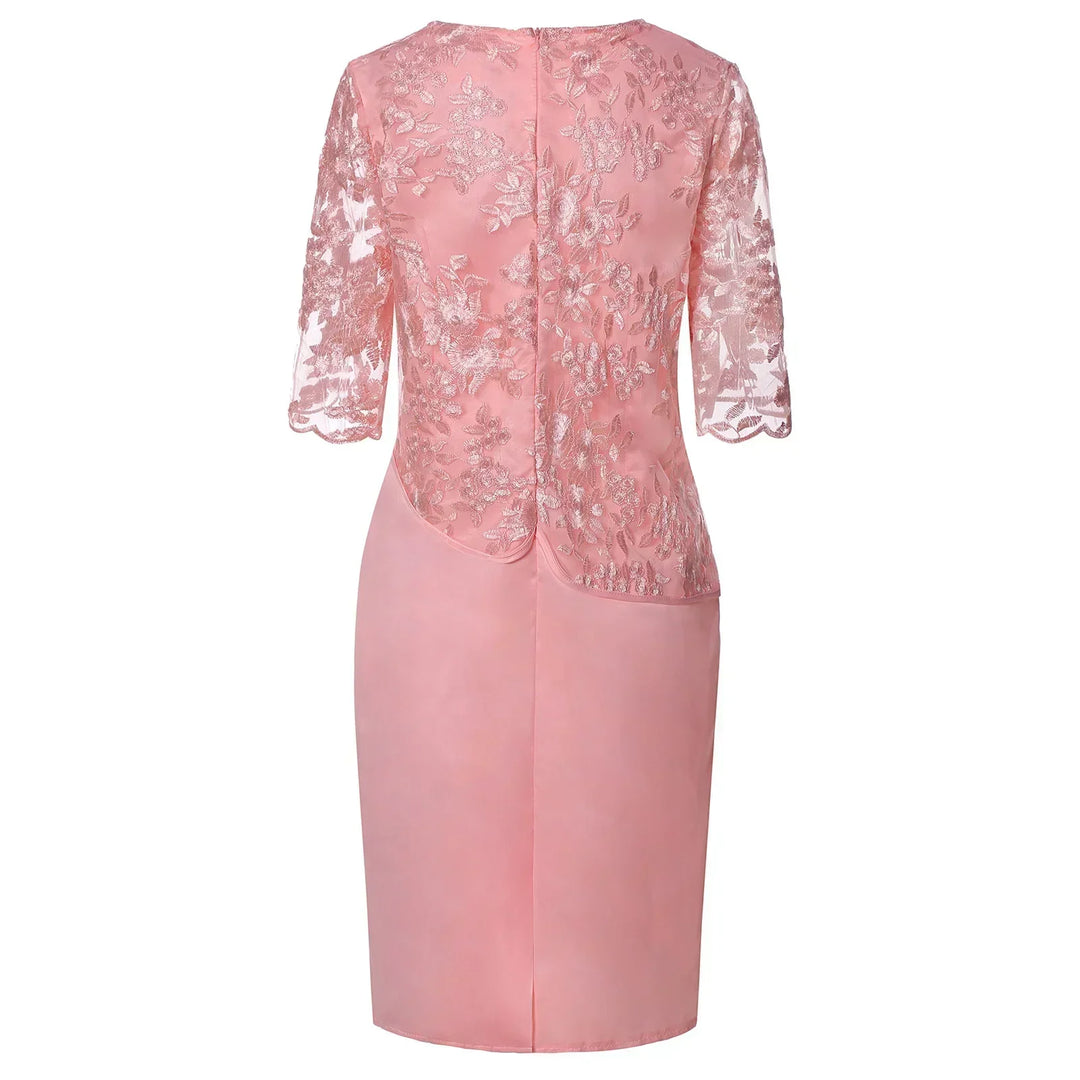 Comfortable & flattering women's short sleeve midi dress, a versatile choice for elegant or casual wear.