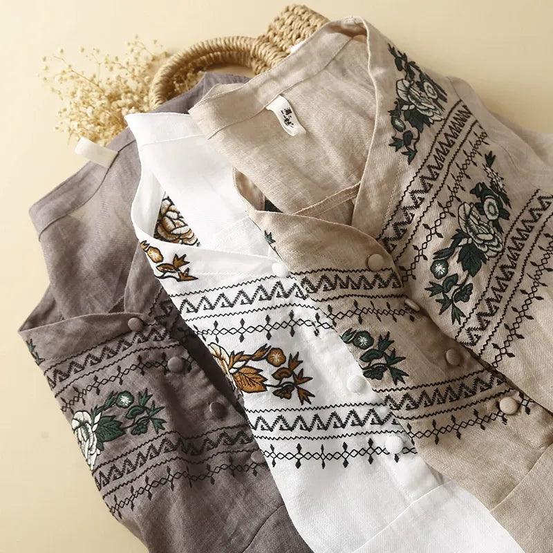 Elegant women's bohemian summer dress. Flowy, short-sleeve design, ideal for warm weather & chic casual style.
