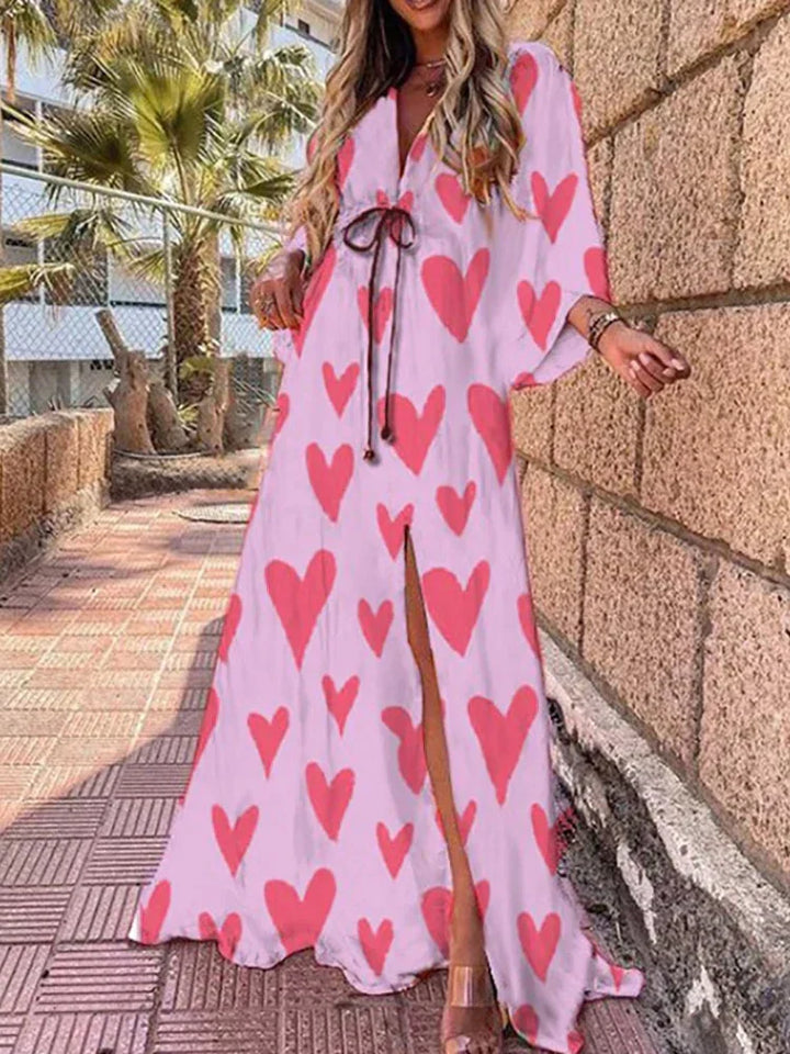 Effortless women's printed summer dress, lightweight and flowy for ultimate beach comfort and casual style.