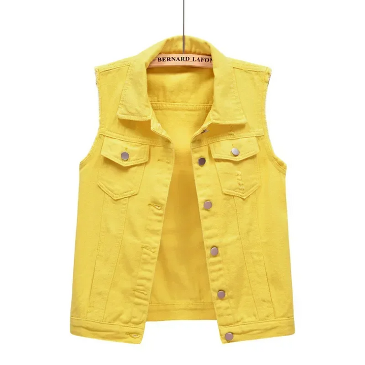 Comfortable women's raw edge denim vest, a versatile sleeveless jacket for year-round fashion.