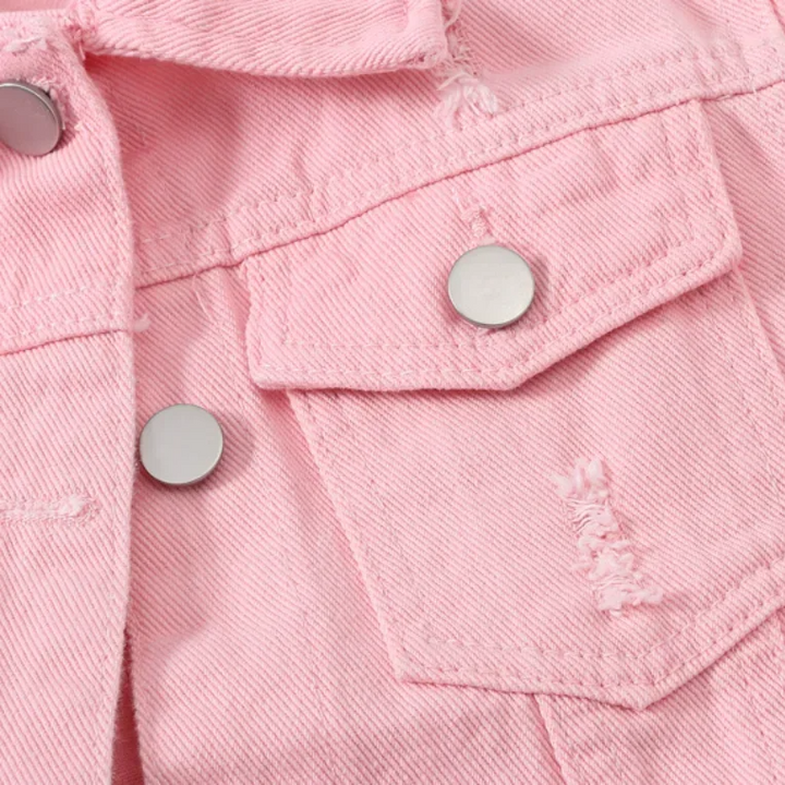 Casual women's raw edge denim vest, a stylish layering piece for everyday fashion.