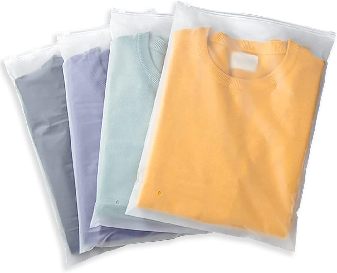 Frosted protective storage bags, 20 reusable plastic sleeves for garments, ideal for organization.