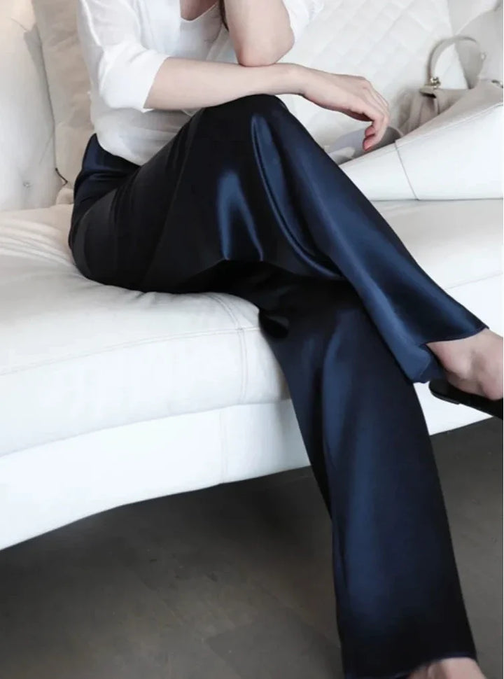 Women's casual wide-leg high-waist trousers, full-length & flowy for a relaxed summer vibe.