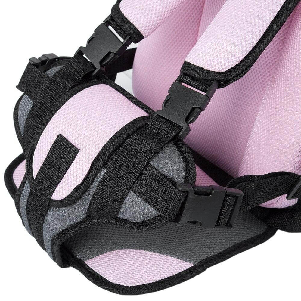 Forward-facing adjustable car seat, ideal for toddlers & young children, with secure latch system.