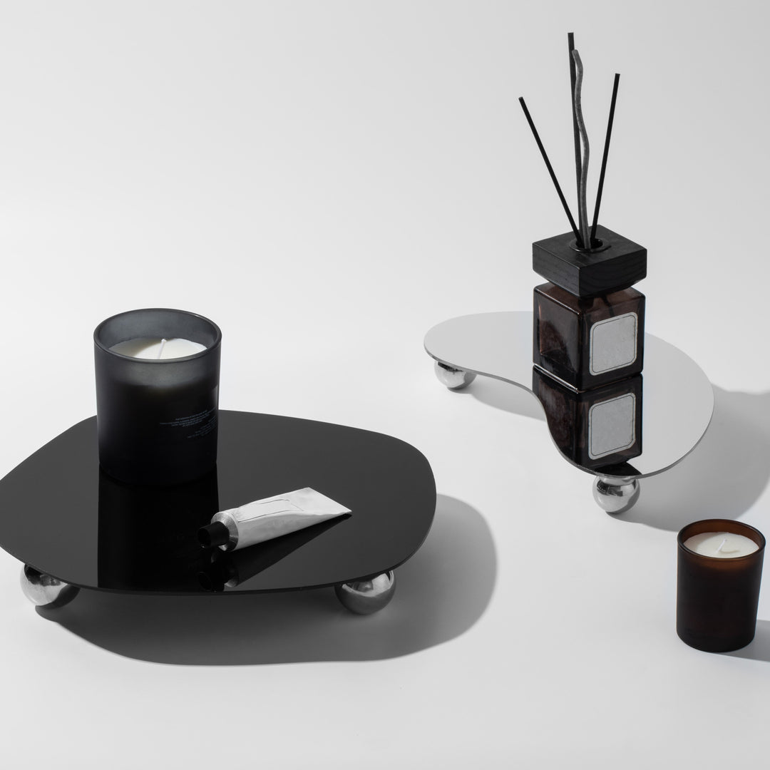 Aurelia geometric acrylic decorative tray, perfect as a stylish candle holder or diffuser base.