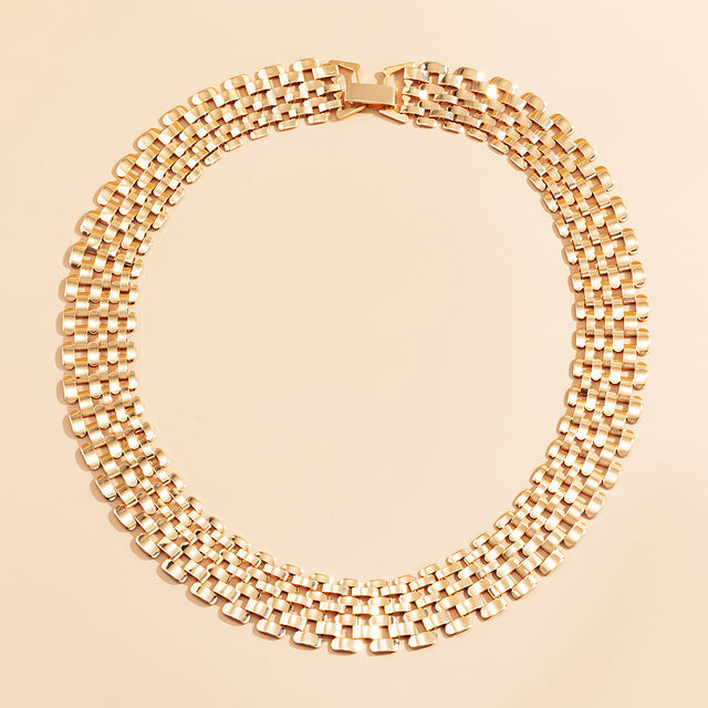 Gold chunky statement necklace for women, bold thick chain, stainless steel glamour fashion accessory.
