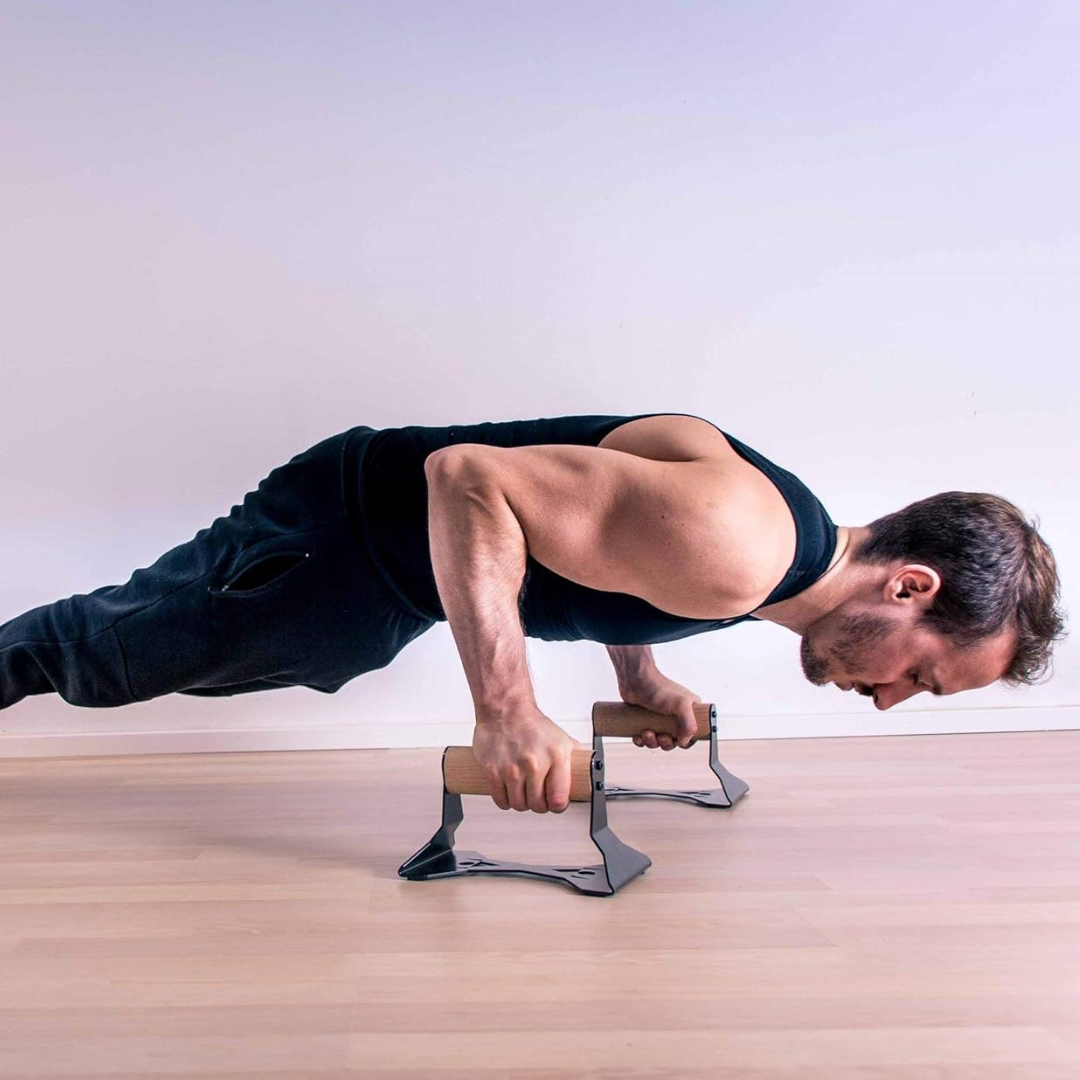 Ergonomic wooden push-up handles for comfortable strength training. Enhance your bodyweight workout and home gym routine.