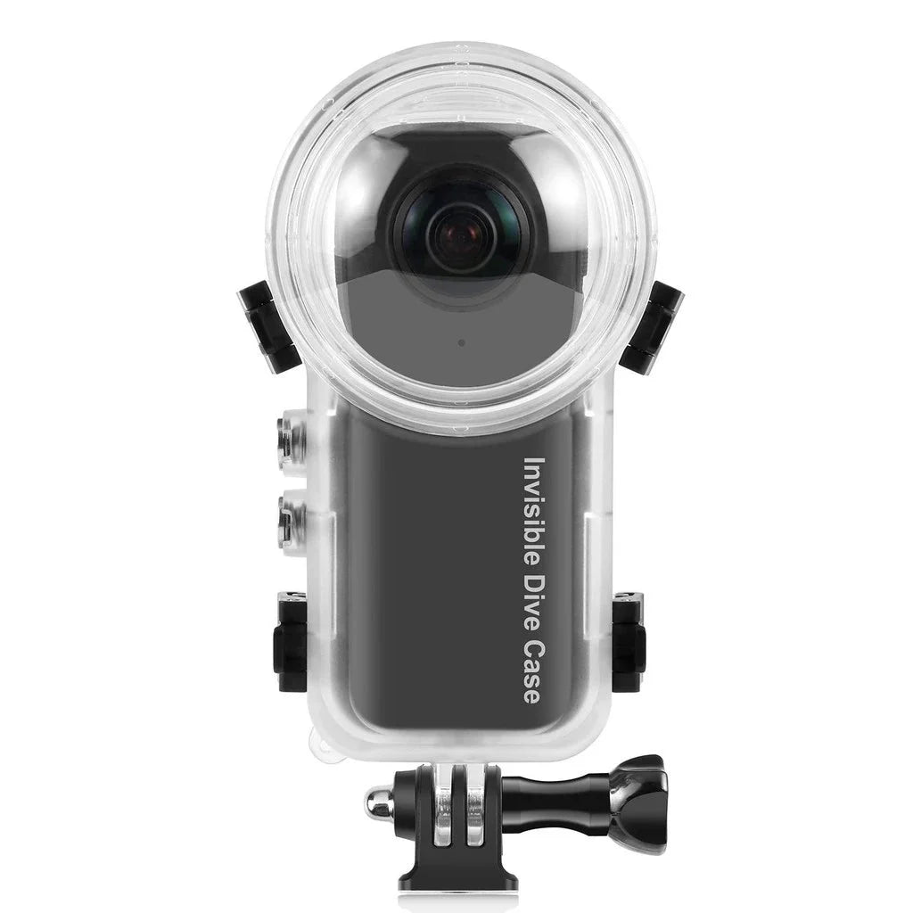 Insta360 X3 waterproof dive case, protecting your camera up to 164ft (50m) for deep sea diving.