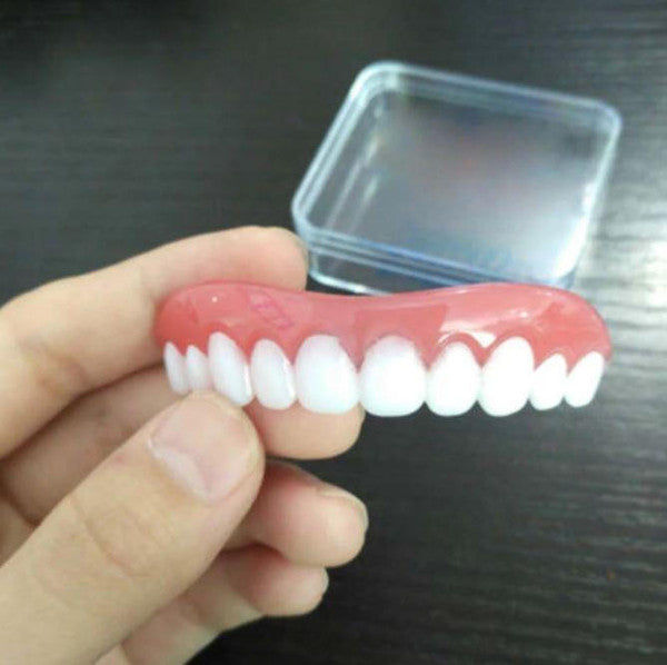 Easy-to-use artificial teeth cover for instant tooth concealment & a perfect, natural-looking smile.