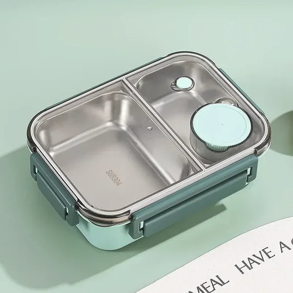 Close-up of BPA-free insulated food container with secure leak-proof lid. Stainless steel thermos for hot meals.