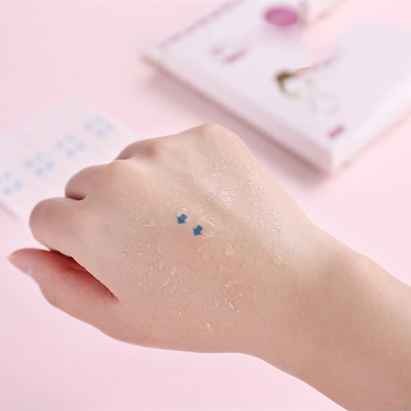Anti-aging invisible face lift tape for instant skin firming, wrinkle smoothing & facial sculpting for a youthful look.