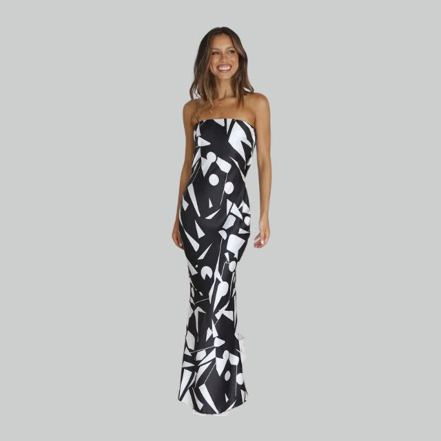 Elegant women's jade strapless maxi dress, a versatile flowy summer dress for casual, beach or evening wear.