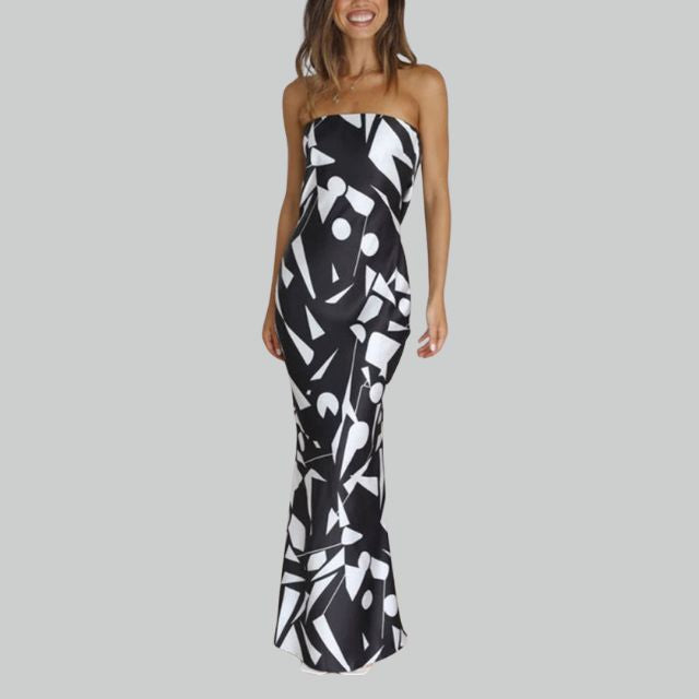 Comfortable women's jade strapless maxi dress, an elegant flowy option for summer vacations, beach days, or casual wear.