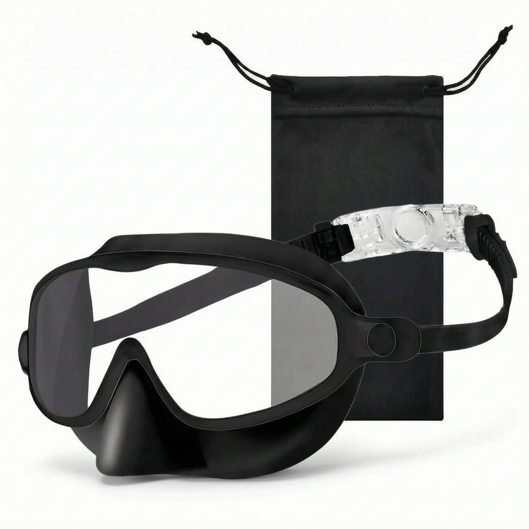 Beginner kids' swim mask with comfortable nose cover, ideal for swimming lessons & pool playtime.