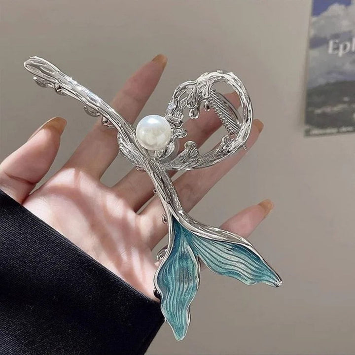 Oceanic mermaid tail hair clip, large and sparkling. Stylish women's accessory for a unique fashion statement.