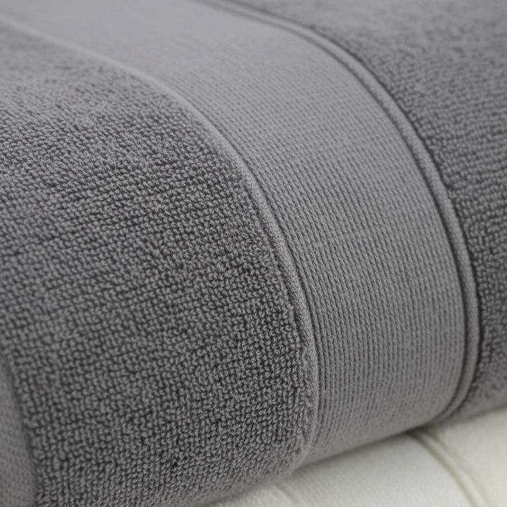 Plush 'ColorWonder' large bath towel, 100% cotton, super soft & absorbent for home or spa use