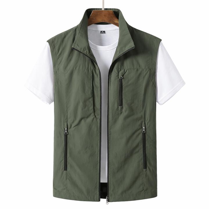 Lightweight men's summer vest with multiple pockets, ideal for travel, casual wear & outdoor activities.