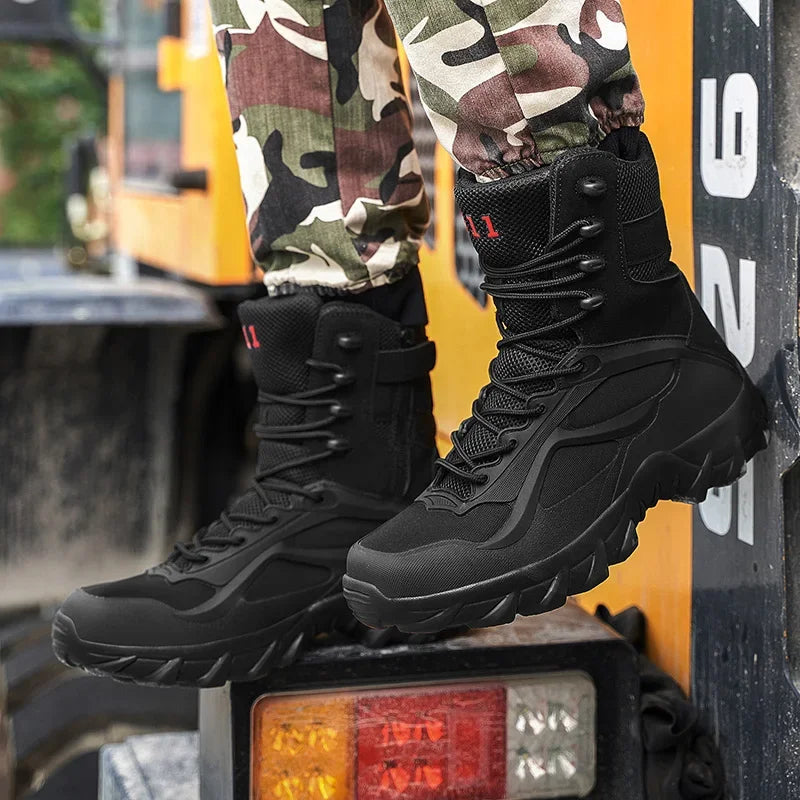 Men's lightweight hiking boots, durable & comfortable with ankle support for outdoor adventures.