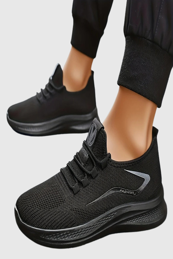 Stylish breathable women's casual sneakers, featuring slip-resistant soles.