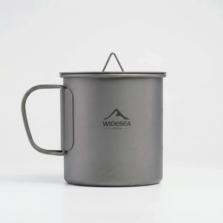 Enjoy your coffee anywhere with this compact foldable handle titanium outdoor camping mug, great for hiking.