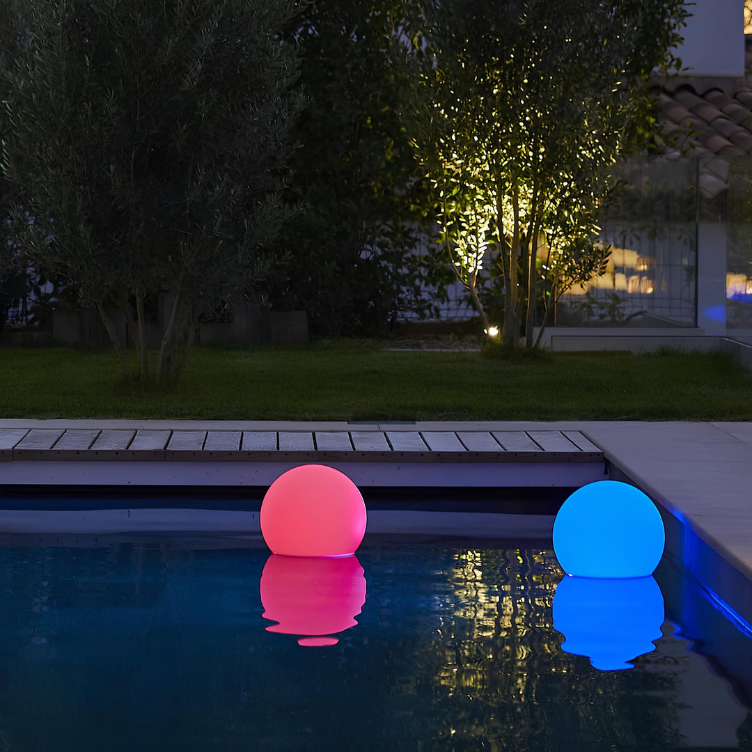 LumaSphere, a compact and wireless LED lamp for any decor style