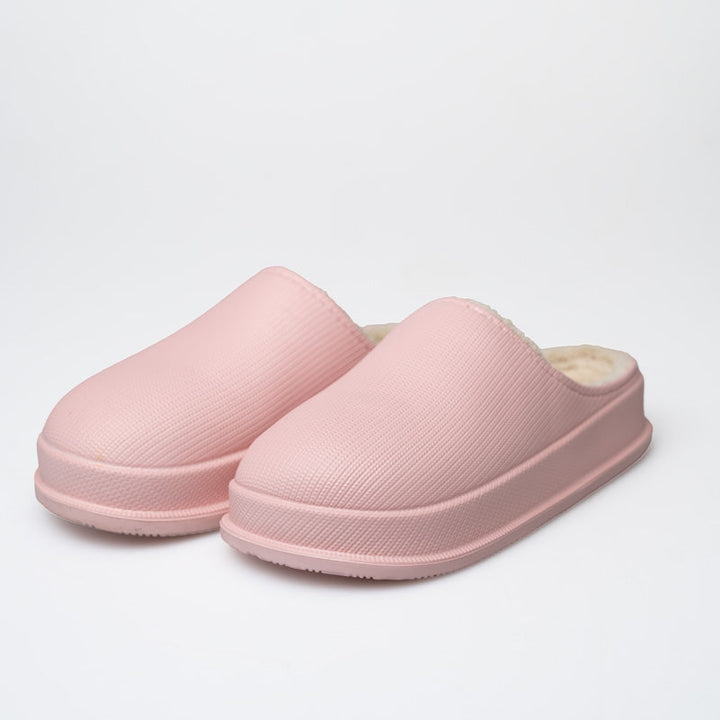 Plush Luna women's slippers, cloud-soft and cozy slip-on house shoes for ultimate comfort.