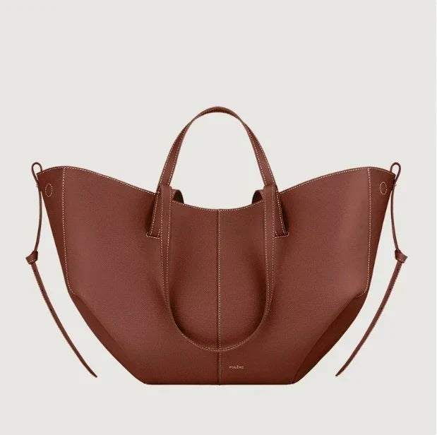 Women's daily leather handbag, a luxurious & elegant shoulder bag for effortless everyday style.