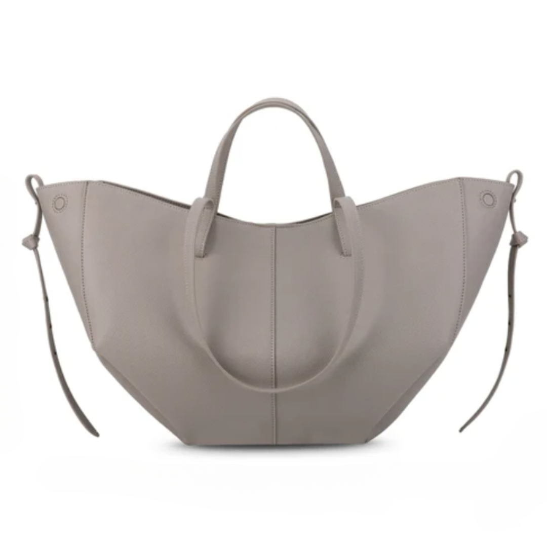 Versatile women's leather shoulder bag, an elegant luxury handbag designed for daily style.