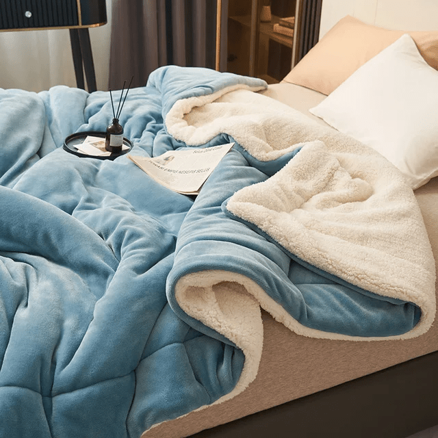Machine washable, soft fleece blanket offering ultimate comfort & warmth. A perfect, cozy throw for home relaxation.