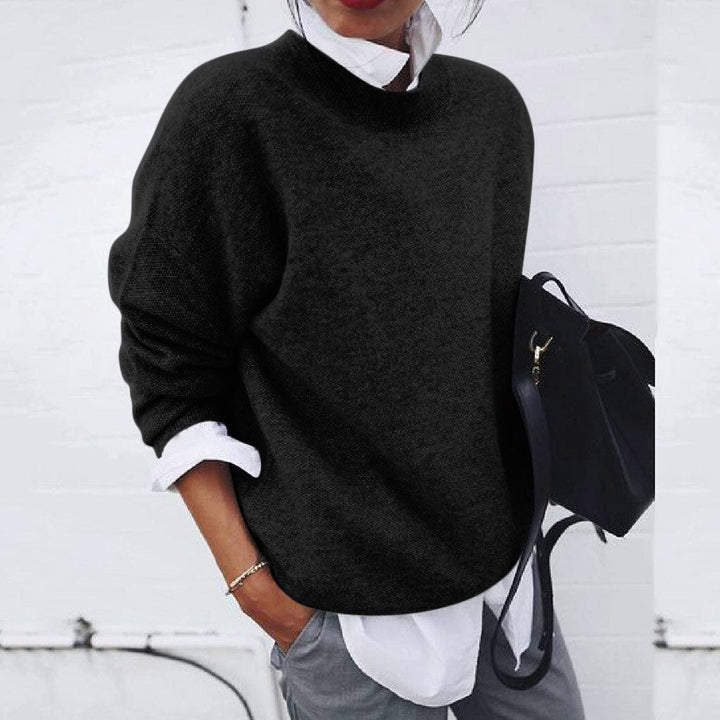 Comfortable women's knitwear, a versatile and soft long sleeve pullover for cozy fall & winter fashion.