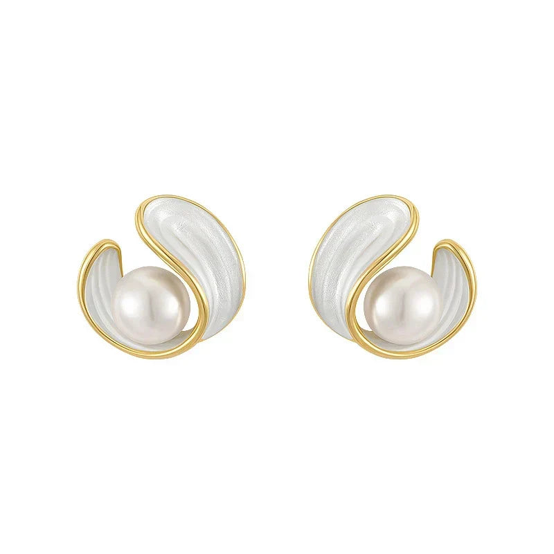 Stunning women's luxury gold pearl and opal drop earrings. A beautiful, elegant gift for her. High quality.