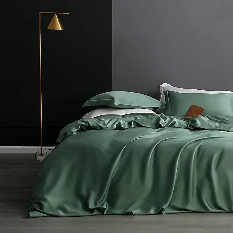 Luxury natural silk duvet cover for ultimate comfort & soft bedding.